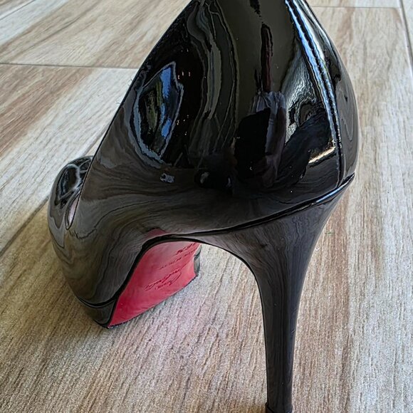 Christian Louboutin Bianca Black Patent Leather Pumps Eur. 36.5 - Picture 7 of 15